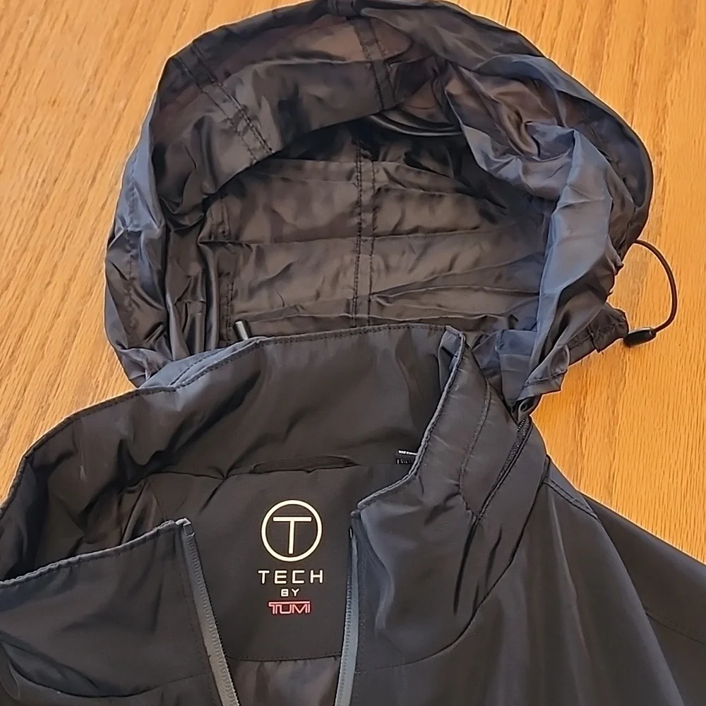 Tumi Black Men's Jacket - Picture 16 of 17
